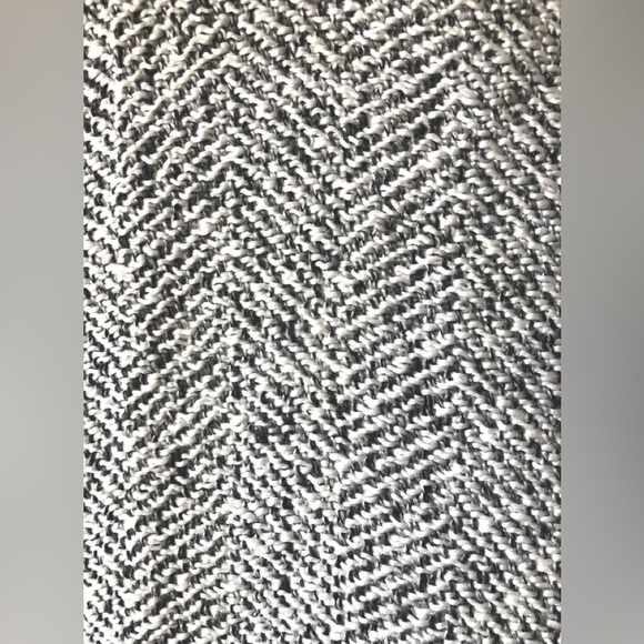 Gray White Herringbone Tweed Look Polyester Blazer Short Jacket XL Two Pockets - Picture 3 of 5